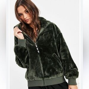 UGG Laken Soft Teddy Jacket in green- Size Small